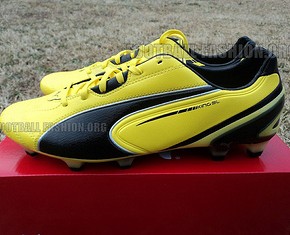 PUMA King SL 2013 Soccer Boot