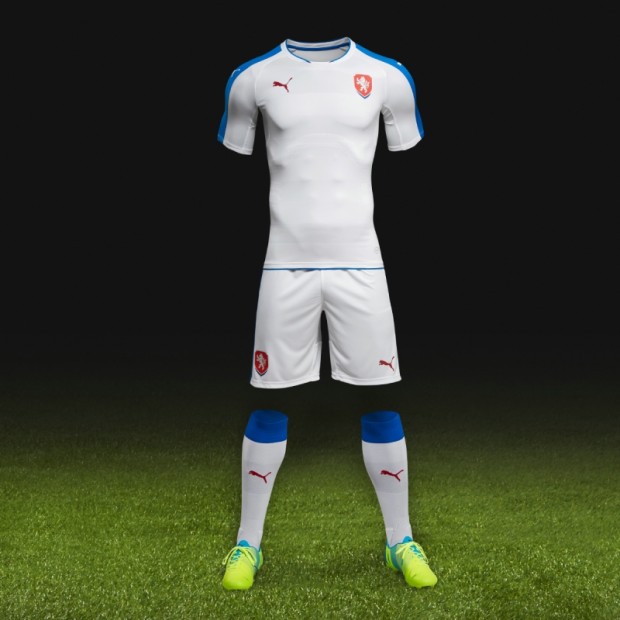 Czech Republic EURO 2016 PUMA White Away Football Kit, Soccer Jersey, Shirt, Venkovní dres národního týmu pro EURO 2016 ve Francii