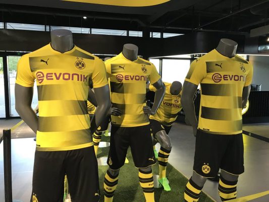 Borussia Dortmund 2017 2018 PUMA Home Football Kit, Shirt, Soccer Jersey, Trikot, Camiseta, Camisa, Maillot, Tenue