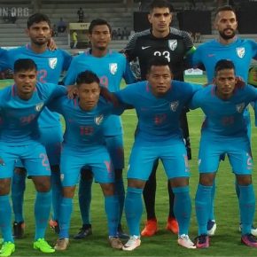 India 2017 2018 Nike Home Football Kit, Soccer Jersey, Shirt