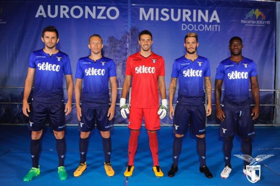 ss-lazio-2017-2018-macron-