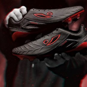 Up-Close: Concave Halo + Soccer Boot in Midnight Rage