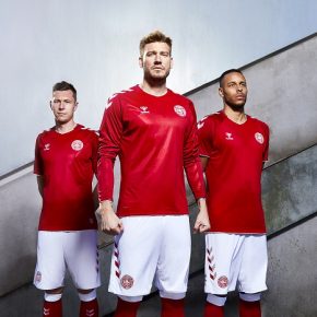 Denmark 2018 World Cup hummel Home and Away Football Kit, Soccer Jersey, Shirt, landsholdstrøje - hjemmebane, udebane