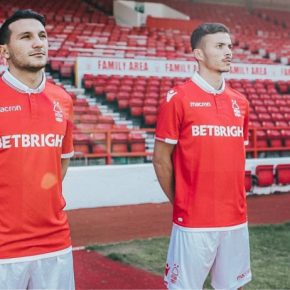 Nottingham Forest 2018 2019 Macron Home Football Kit, Soccer Jersey, Shirt