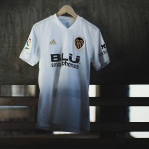 Valencia CF 2018 2019 adidas White Home Football Kit, Soccer Jersey, Shirt, Camiseta de Futbol, Camisa, Equipacion
