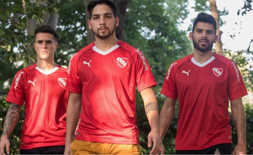 Club Atlético Independiente - El Rey está de gala con todas sus camisetas.  A la altura de las circunstancias. PUMA Football #NewLevels #TodoRojo 🔴