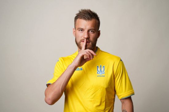 Ukraine 2018 2019 Joma Home and Away Football Kit, Soccer Jersey, Shirt