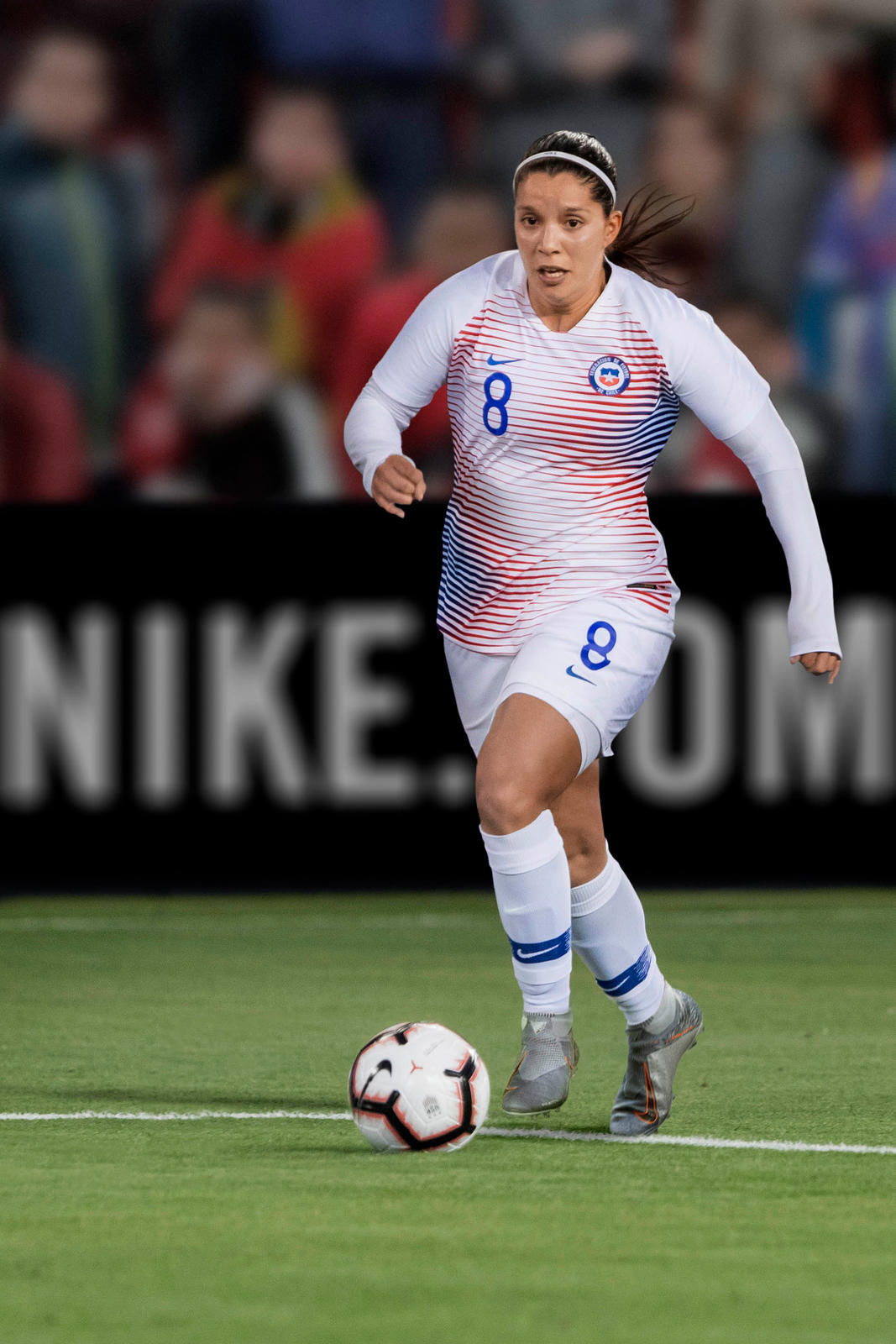 chile-2019-womens-world-cup-nike-kit-5.jpg