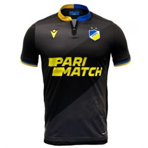 Le nuove maglie gara dell'Apoel FC stagione 2021/22