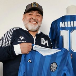 Gimnasia le coq sportif Maradona 59th Birthday DM59 Football Kit, Soccer Jersey, Shirt, Camiseta de Futbol