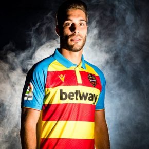 Levante UD 2019 2020 Macron Senyera Football Kit, Soccer Jersey, Shirt, Camiseta de Futbol