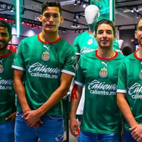 Chivas 2022 2023 Mexico Edition PUMA Football Kit, 2022-23 Shirt, 2022/23 Soccer Jersey, Camiseta de Futbol 22-23, Camisa 22/23, Camisola, Trikot, Maglia, Maillot