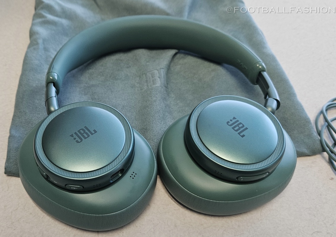 JBL Live 780NC wireless over-ear headphones in green