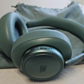 JBL Live 780NC wireless over-ear headphones in green