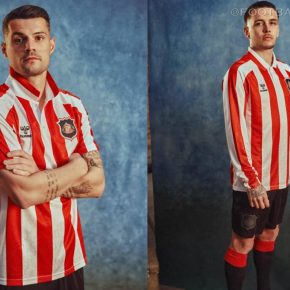 The new hummel Sunderland 2026/27 home kit featuring a shielded SAFC crest and shoulder chevrons.